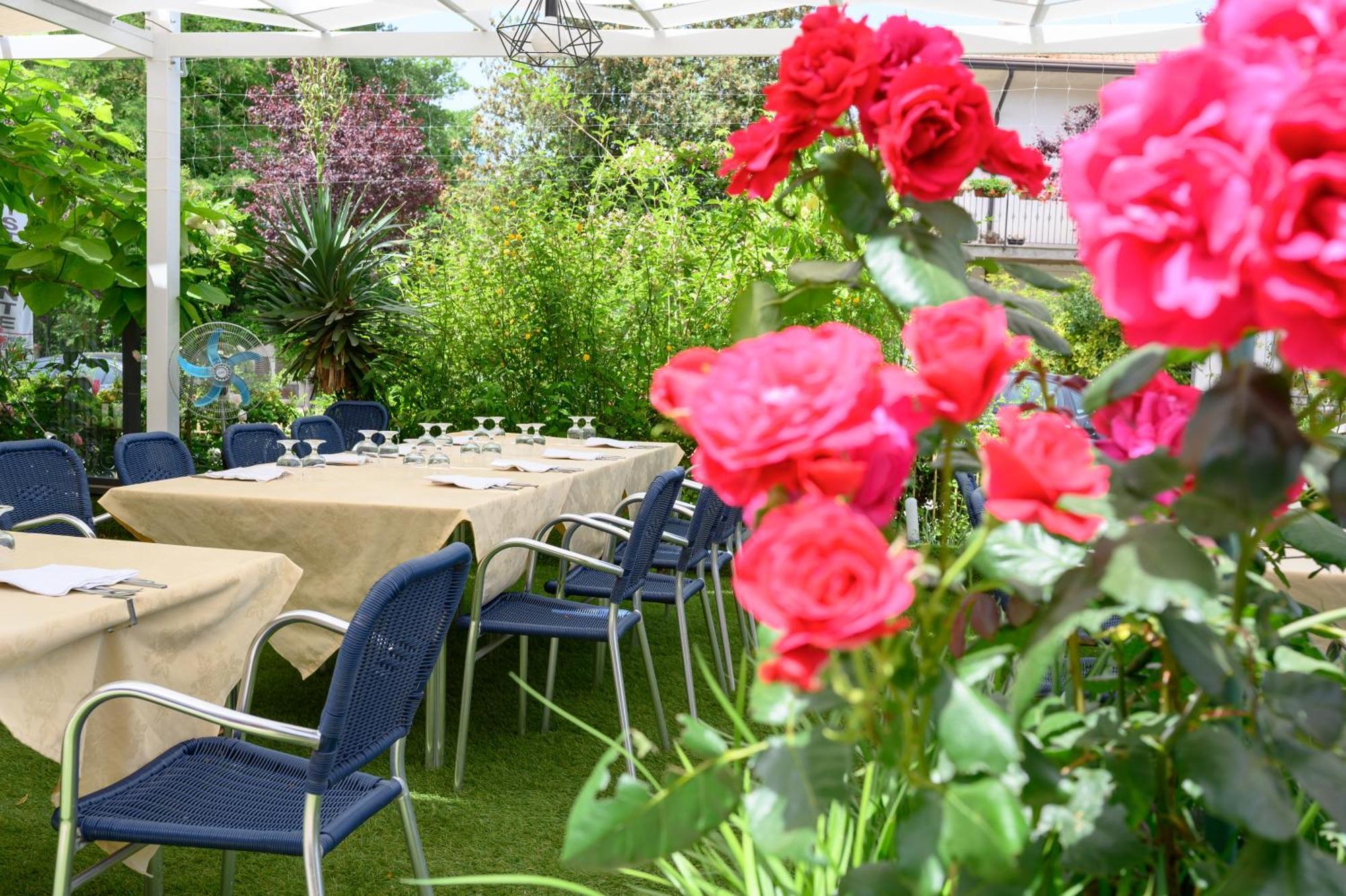 Ristorante Albergo Gerardo Di Masi Caposele Εξωτερικό φωτογραφία