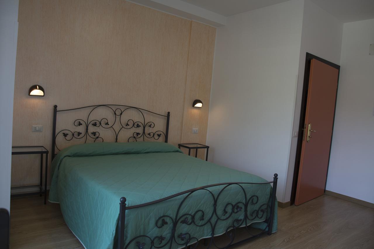 Ristorante Albergo Gerardo Di Masi Caposele Εξωτερικό φωτογραφία