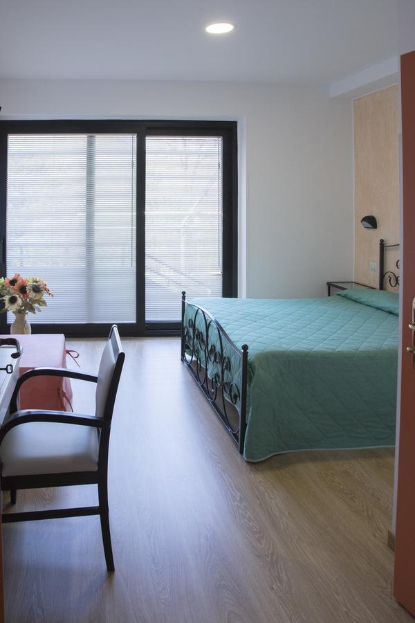 Ristorante Albergo Gerardo Di Masi Caposele Εξωτερικό φωτογραφία